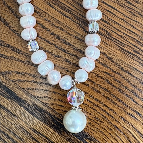 NWT Pink freshwater Pearl Necklace with Swarovski crystal - Picture 3 of 3